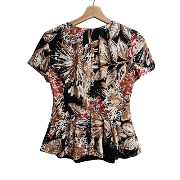 Trina Turk Floral Print Peplum Top - Short Sleeve, Summer Fall Office, Size XS - Picture 3 of 10